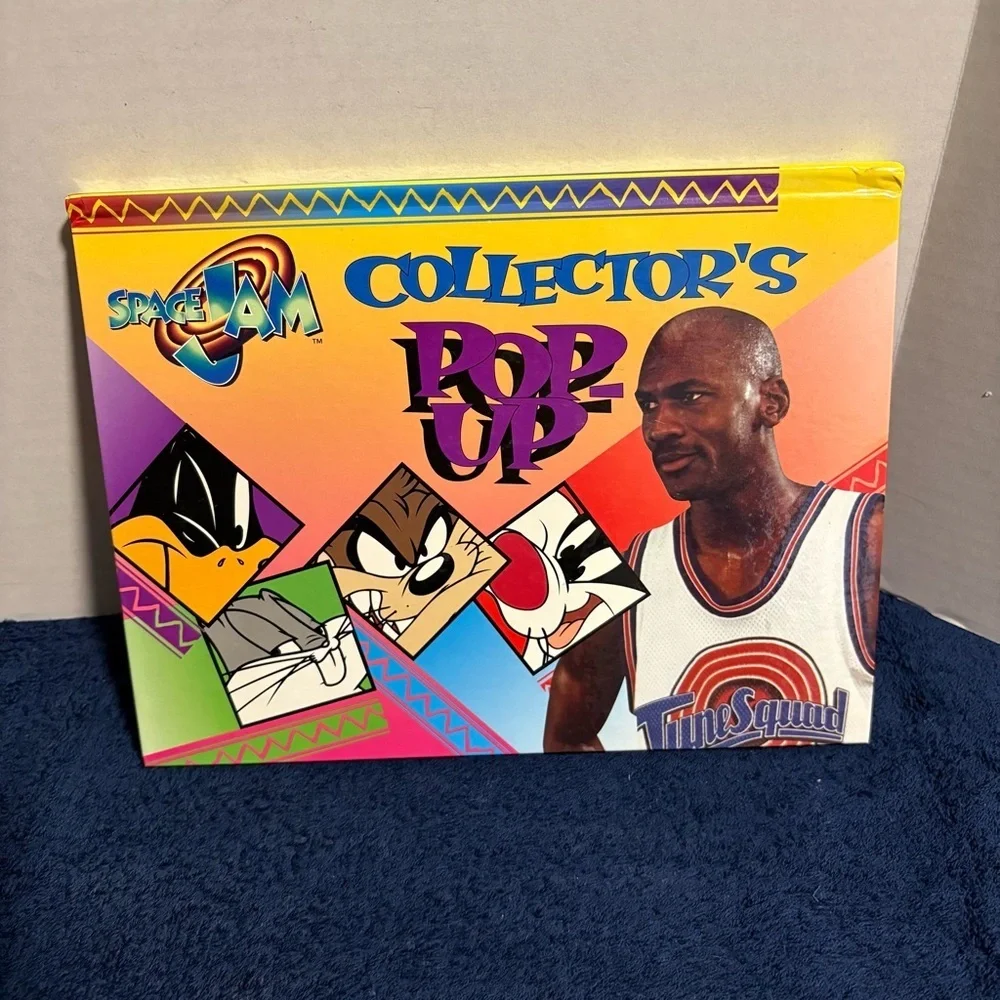 1997 Space Jam Pop Up Book Michael Jordan Loony Tunes Squad Collector Bugs Bunny